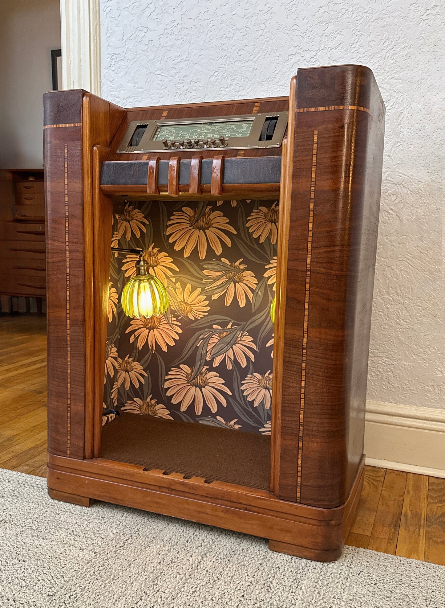 1936 Philco radio upcycled into cat bed
