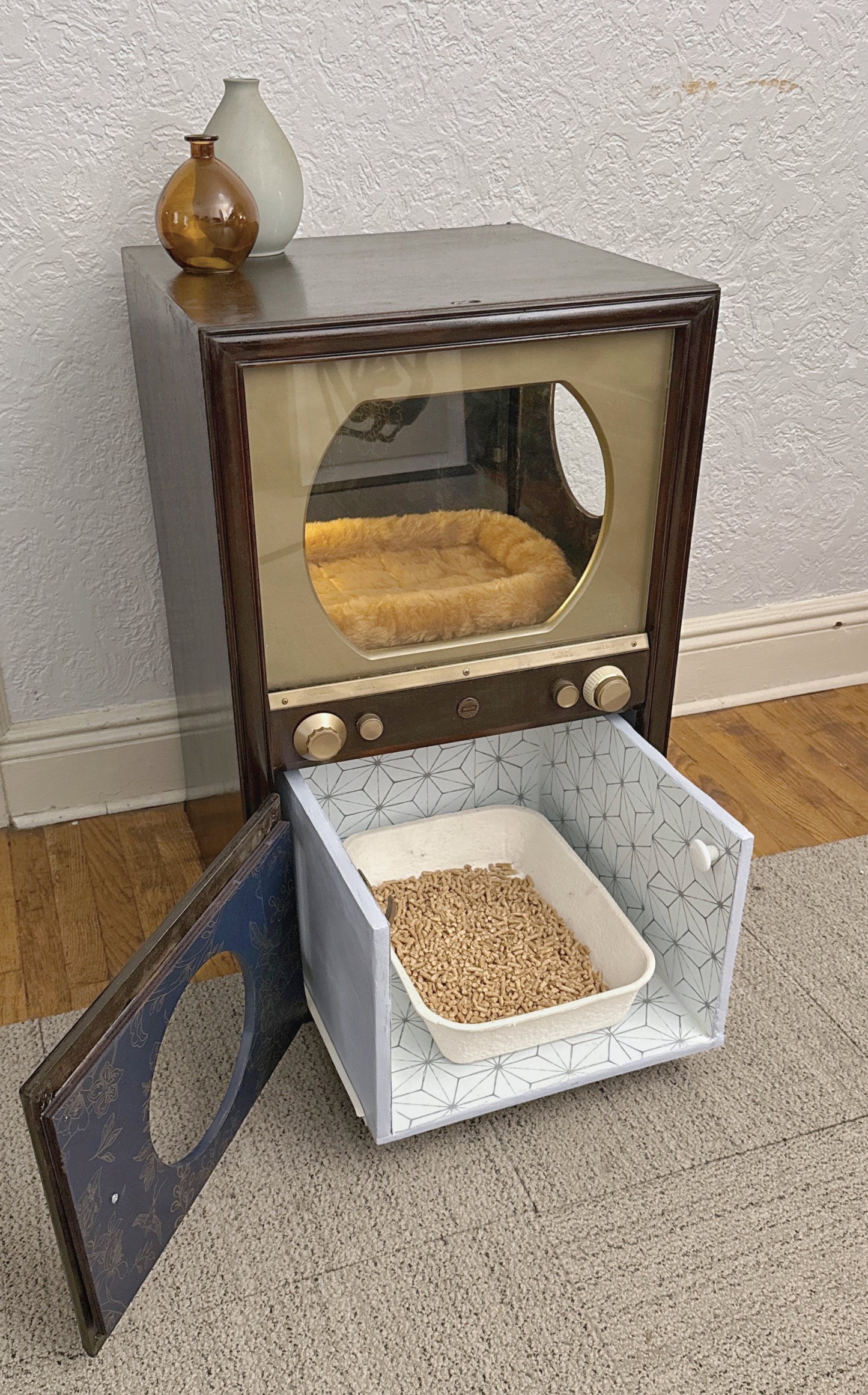 Cat bed and litter box made from 1950s Philco TV (CUSTOM ORDER)