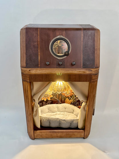 Double cat hotel made from 1940s Philco radio
