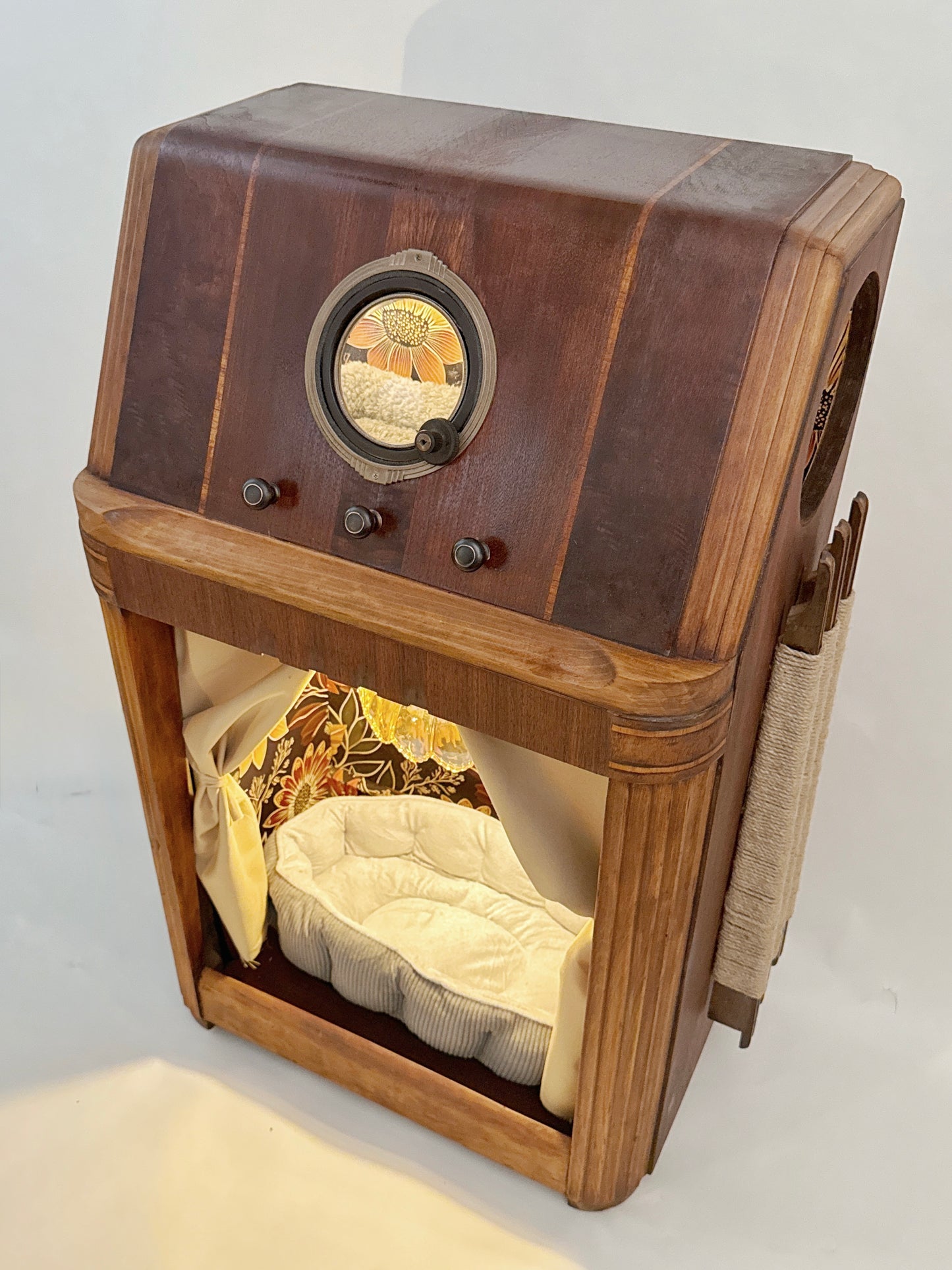 Double cat hotel made from 1940s Philco radio