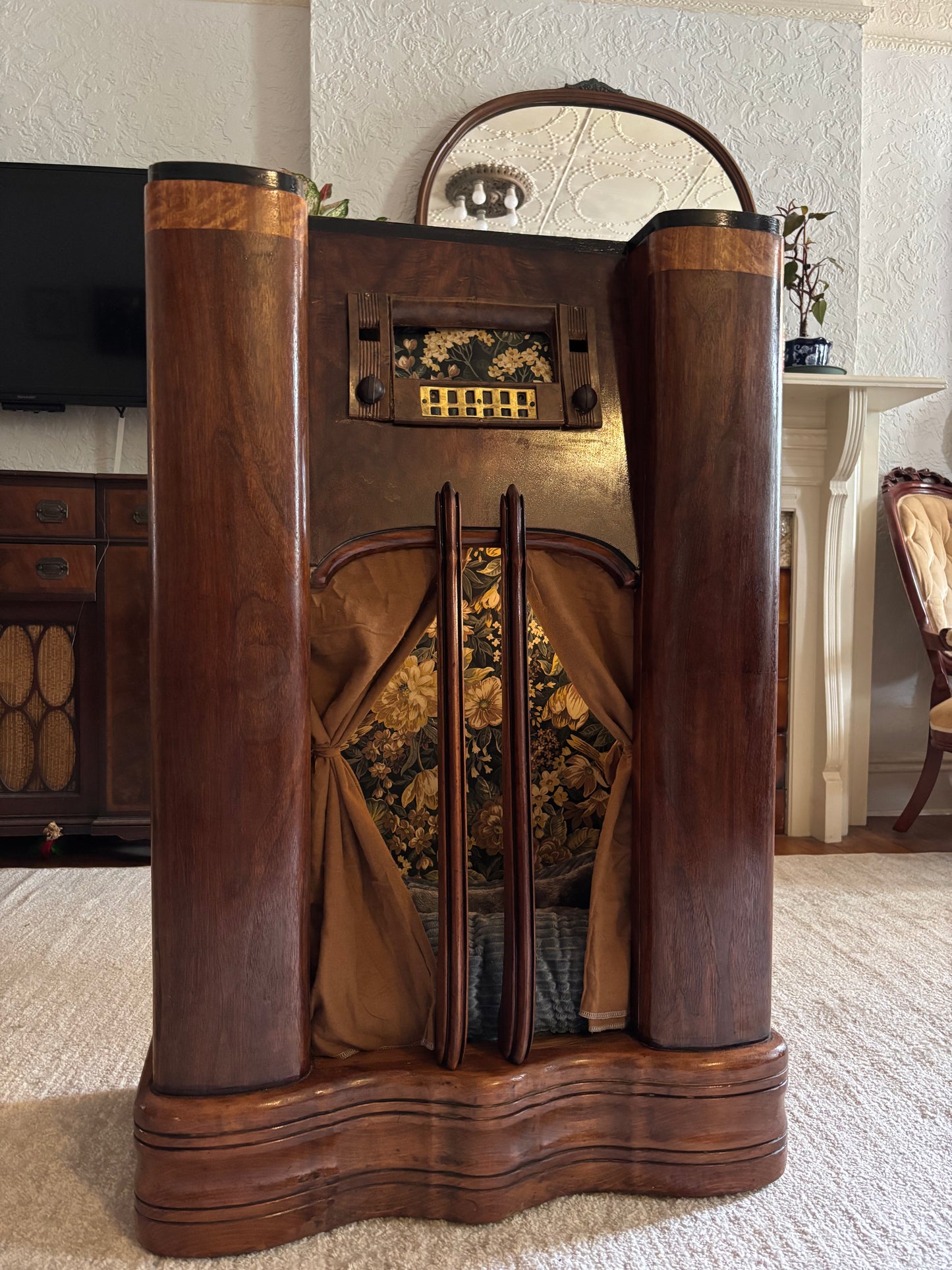 Sold - cat bed upcycled from 1940s RCA radio