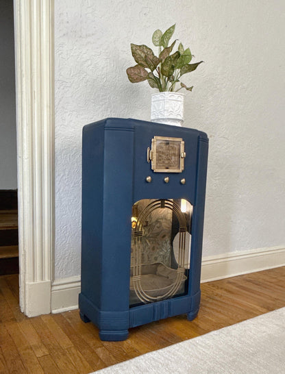 Sold - Cat bed refurbished from 1930s-era Philco radio