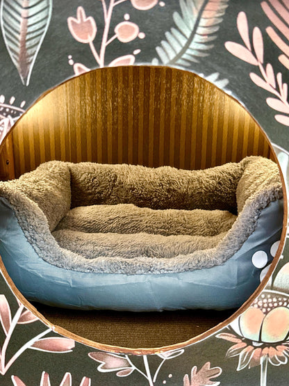 Double cat bed refurbished from 1950s-era Zenith TV