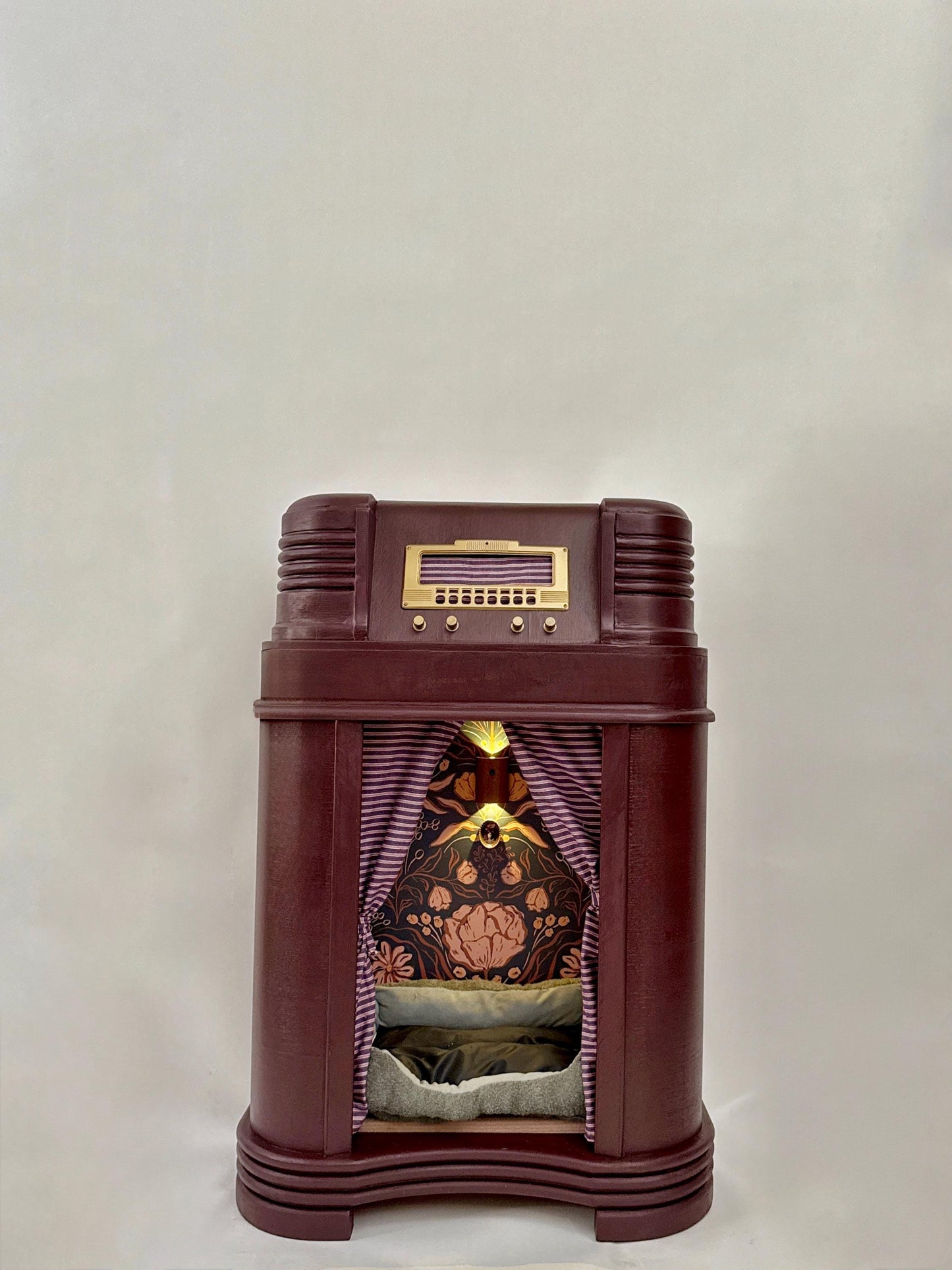 Cozy cat or small dog bed made from 1940s Philco radio