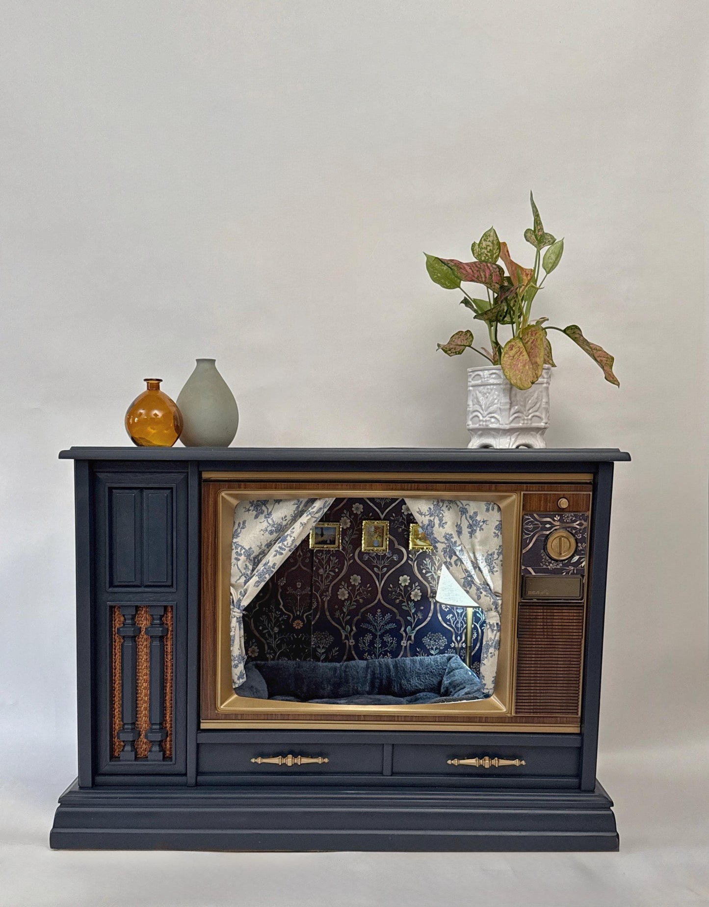 Sold - Pet bed upcycled from 1970s RCA-TV