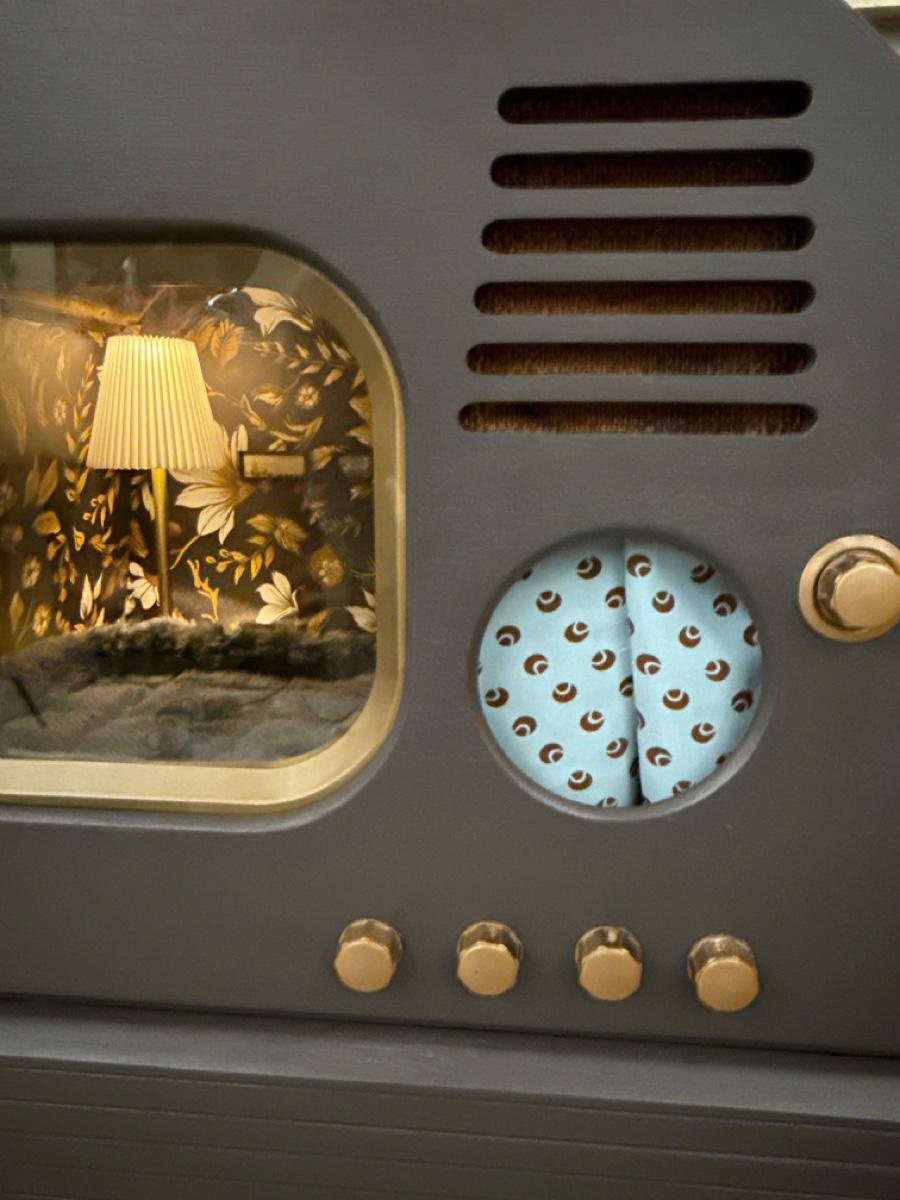 Cat bed upcycled from 1949 Dumont TV