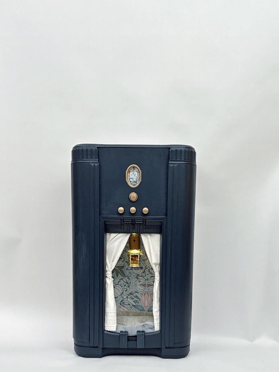 Cat or small dog bed upcycled from 1936 Philco Model 650