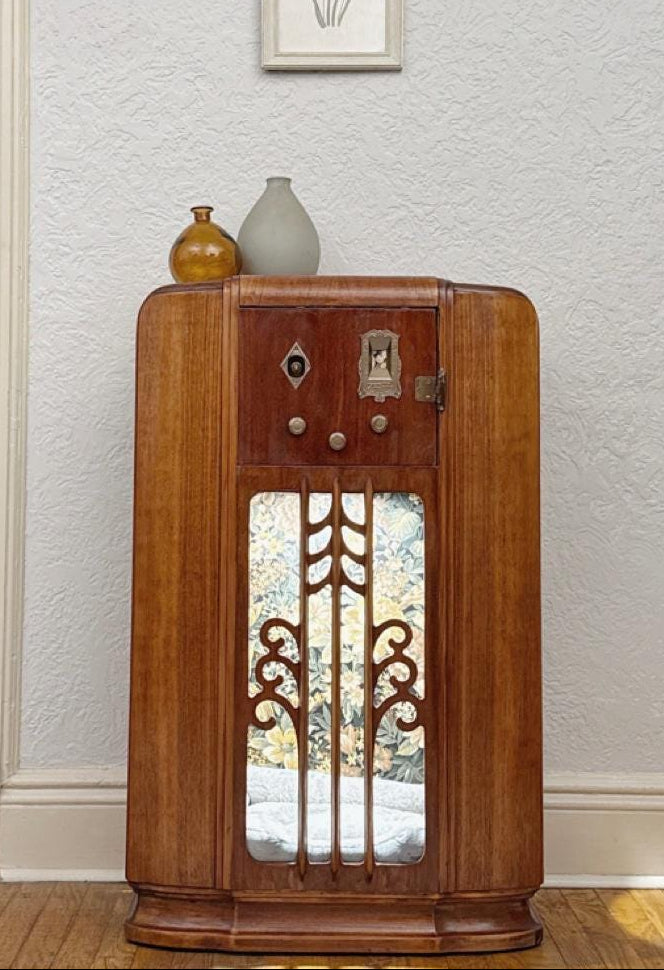 Cat bed upcycled from 1938 Zenith radio