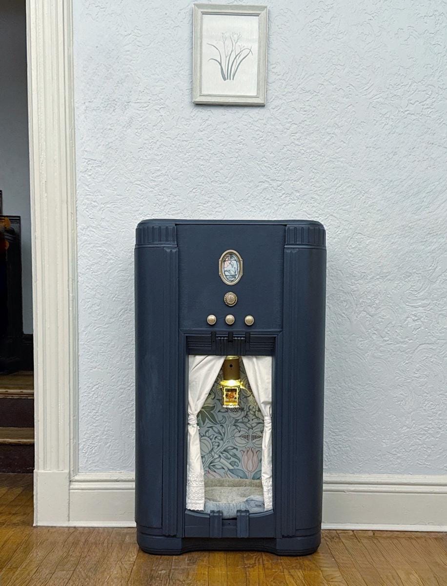 Cat or small dog bed upcycled from 1936 Philco Model 650